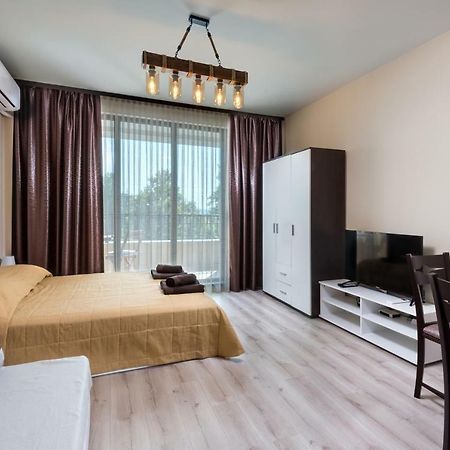 Studio Zia 3- Great Place In Lazur Apartment Burgas Exterior photo