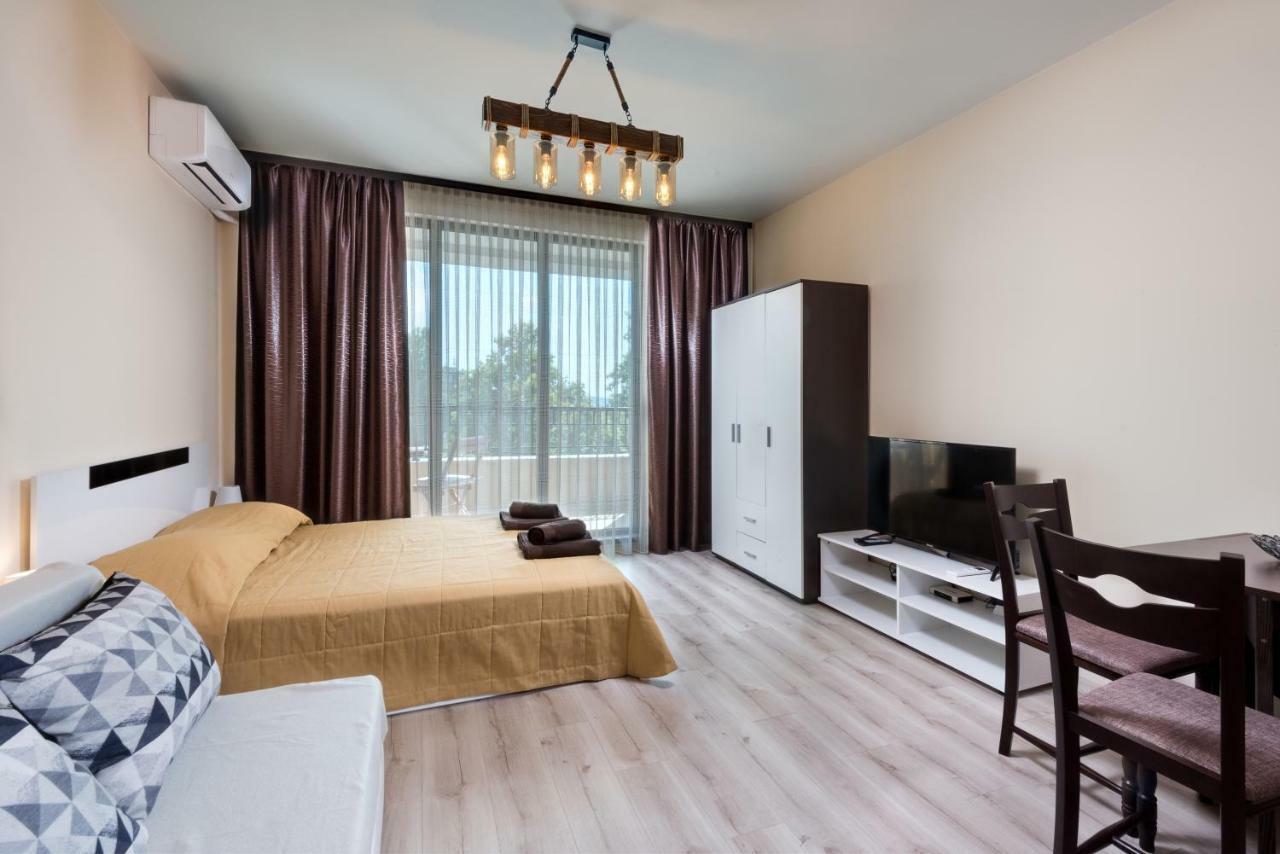 Studio Zia 3- Great Place In Lazur Apartment Burgas Exterior photo
